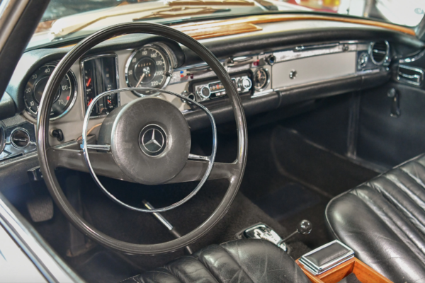 1967 Mercedes-Benz 250 SL California Coupe - Image 6