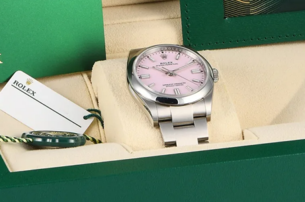 Rolex Oyster Perpetual 36 Pink Dial bezel