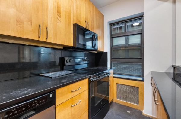 New York Apartment Kitchen