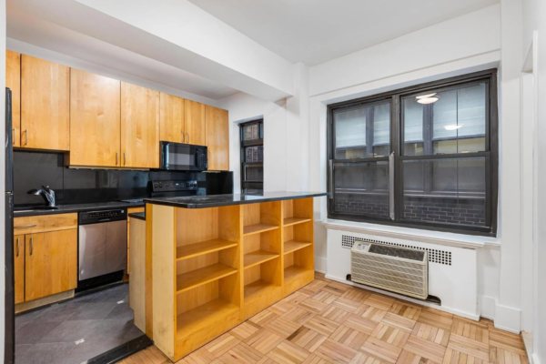 New York Apartment Kitchen