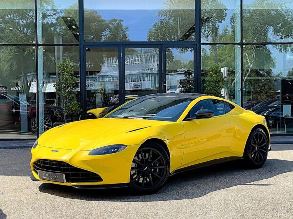 Aston Martin Vantage