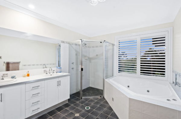 New South Wales Retreat Bathroom