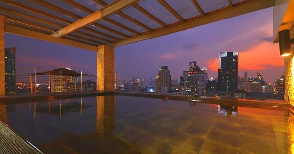 Bangkok Penthouse Swimming Pool