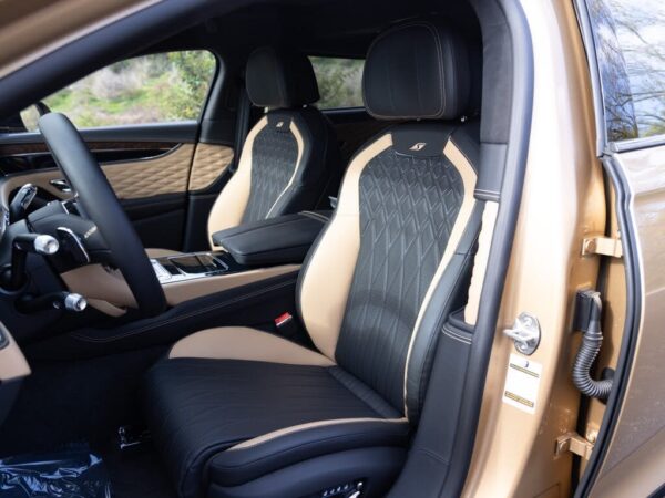 Bentley Flying Spur front seat