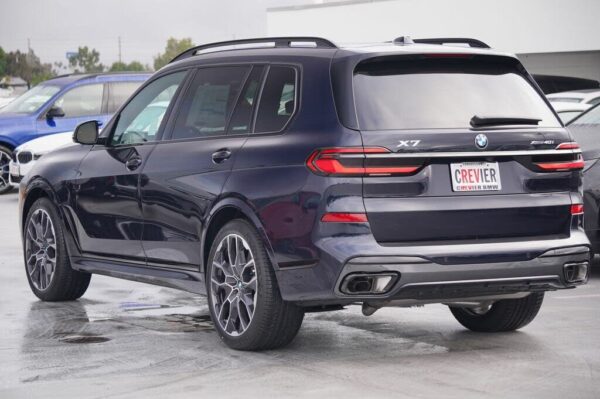 BMW X7 back side exterior