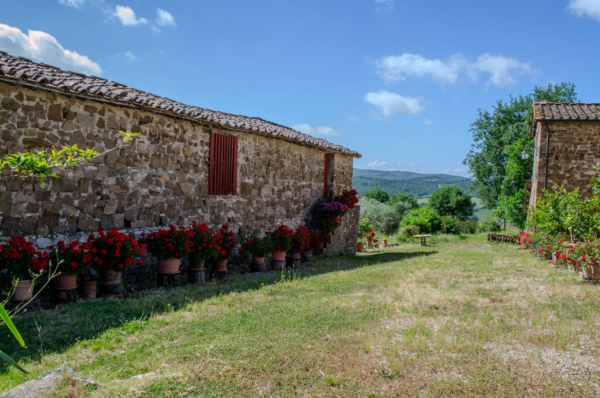 Farmhouse Florence Outdoors