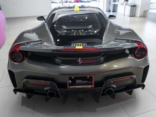 Ferrari 488 Pista Back