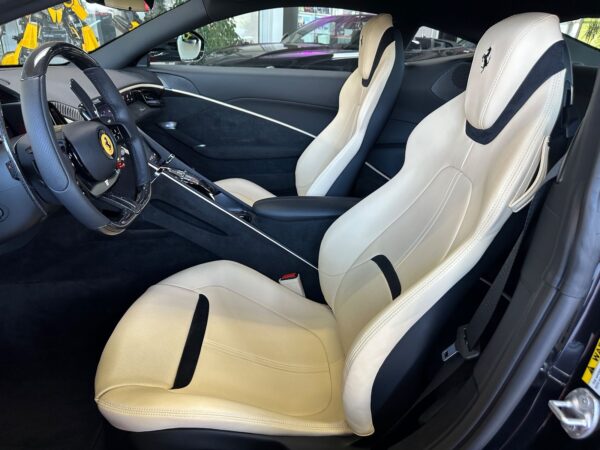 Ferrari Roma interior seats