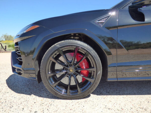 Lamborghini Urus Wheel