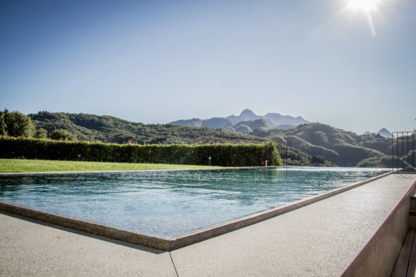 Lucca Villa Swimming Pool