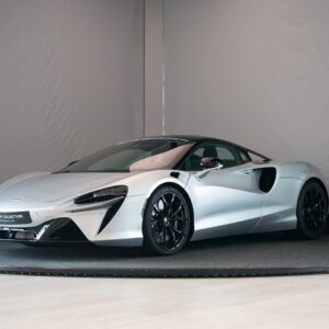 McLaren Artura bitcoin, crypto, luxury cars