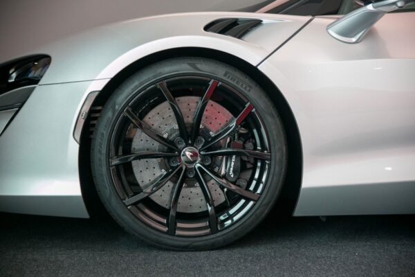 McLaren Artura wheel