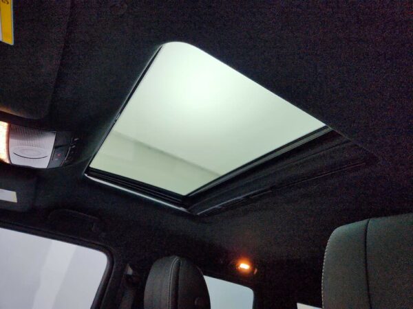 Mercedes-Benz G-Class AMG G 63 Sunroof