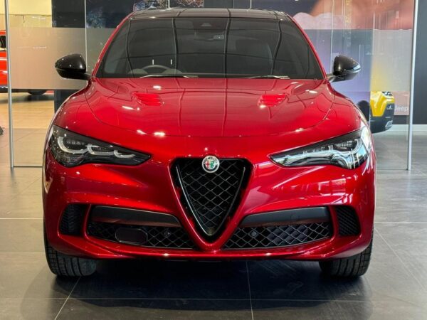 alfa remeo stelvio red