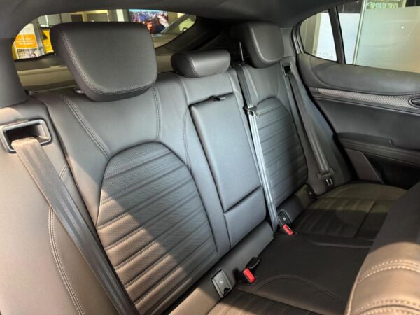 alfa remeo stelvio red rear seat