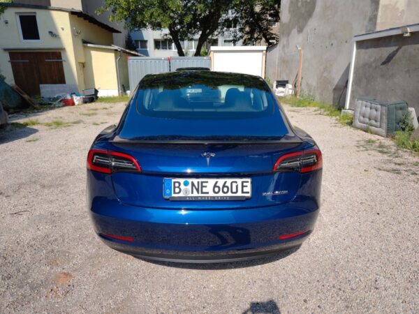 Tesla Model 3 back