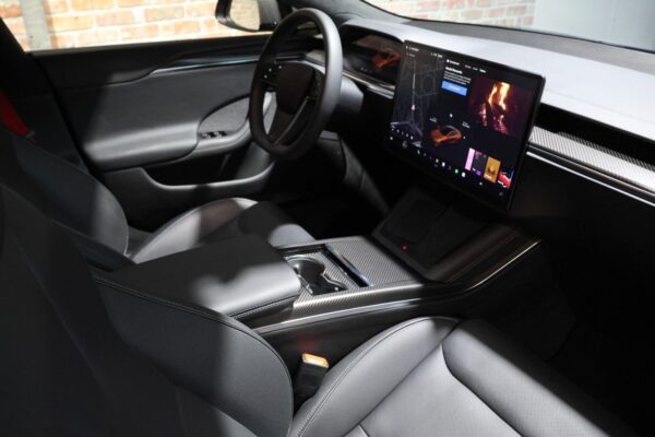 Tesla Model S front seats