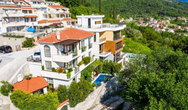 Tivat Villa