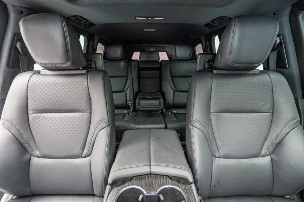 Toyota Land Cruiser seats