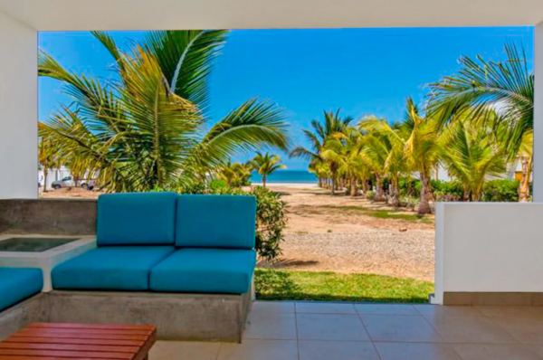 Tumbre House Living Area Sea-View 50 meters from the Beach