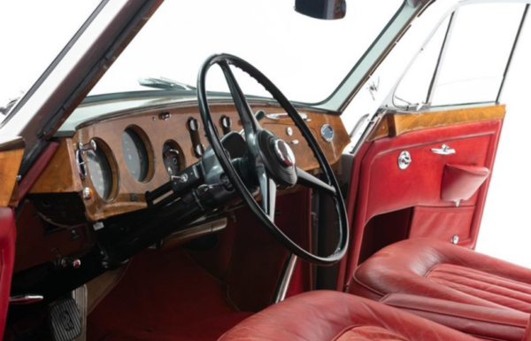 Rolls-Royce Flying Spur cockpit