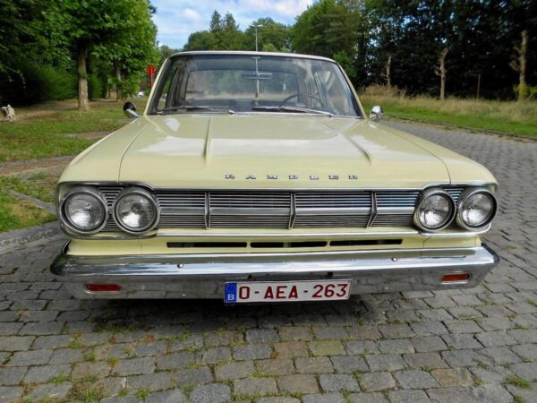 AMC Rambler 550 front