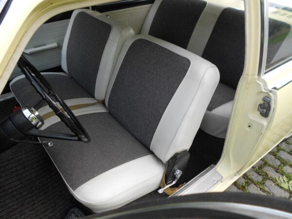 AMC Rambler 550 front seat