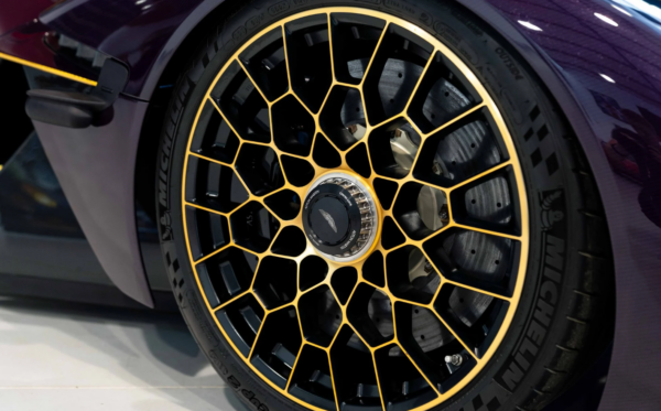 Aston Martin Valkyrie wheel