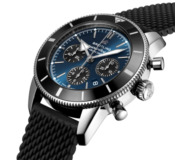 Breitling Super Ocean Heritage crown dial