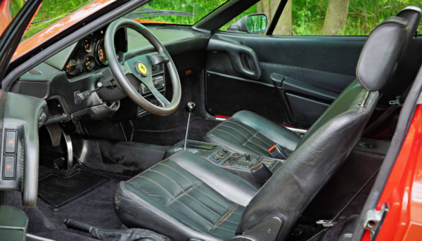 Ferrari 328 GTB interior