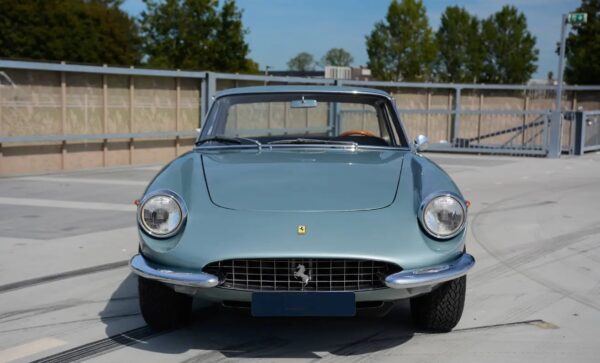 Ferrari 330 GTC front