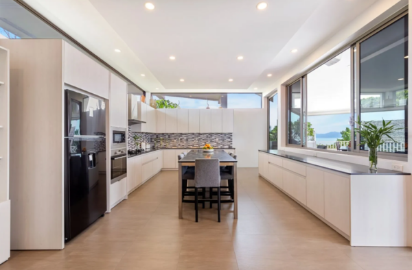 Koh Samui Thailand Villa dining area, kitchen