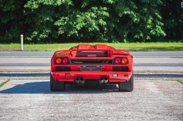 Lamborghini Diablo SV back