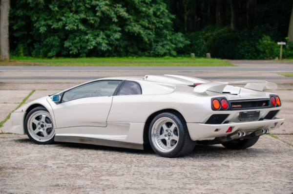 Lamborghini Diablo SV back side