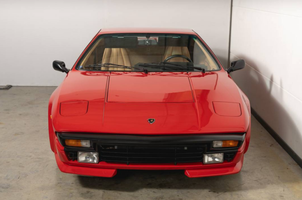 Lamborghini Jalpa 3500 front