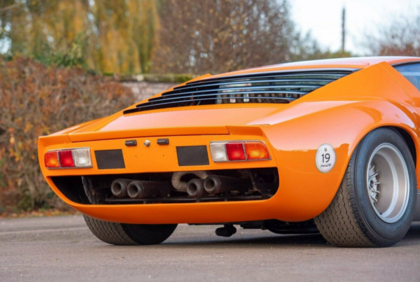 Lamborghini Miura P400 S back