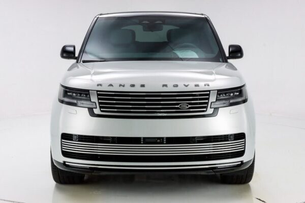 Land Rover Range Rover front