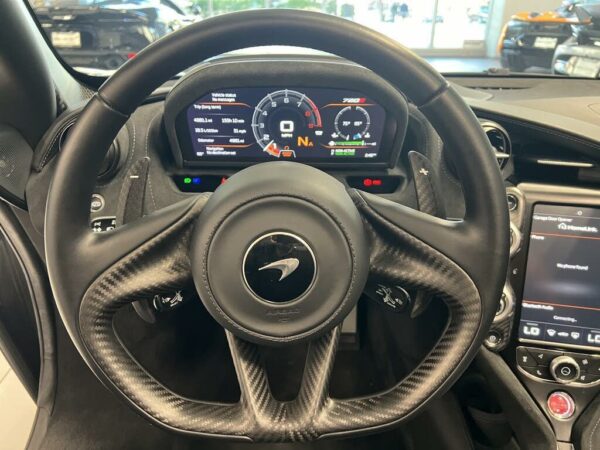 McLaren 720S steering wheel, panel board