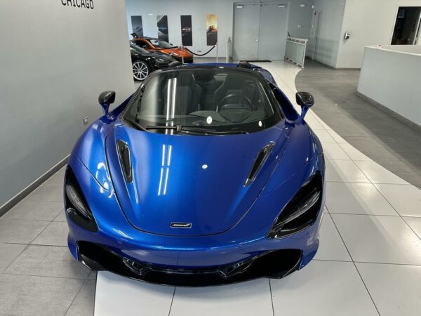 McLaren 720S front