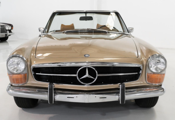 Mercedes-Benz 280SL front