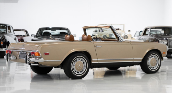 Mercedes-Benz 280SL back side