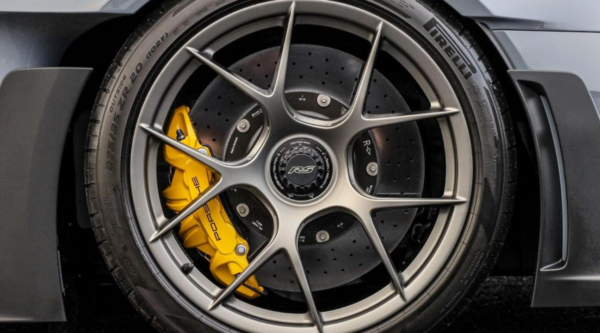 Porsche 911 GT3 RS wheel