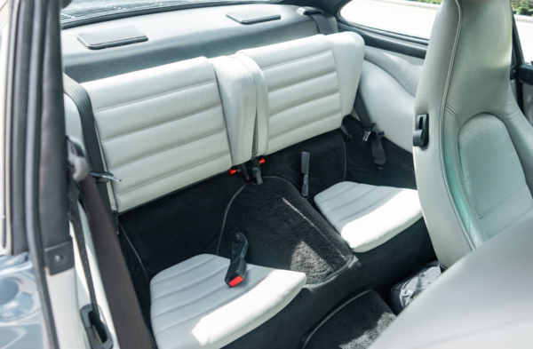 Porsche 911 Turbo rear seat