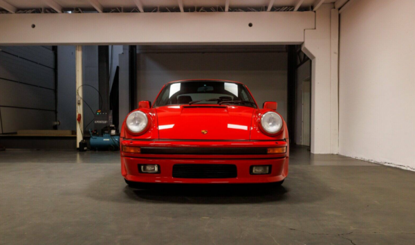 Porsche 911 Turbo front