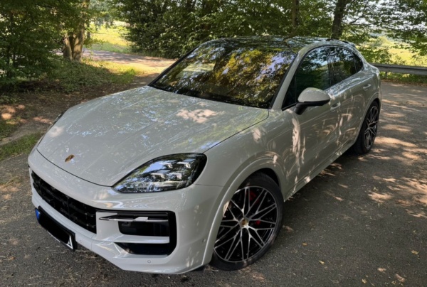 Porsche Cayenne bitcoin, crypto, luxury cars