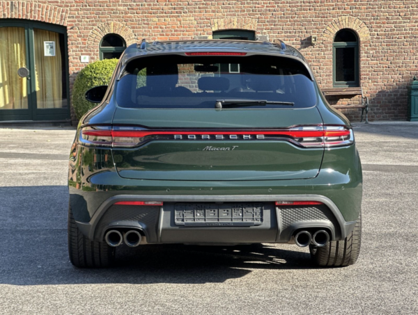 Porsche Macan T back