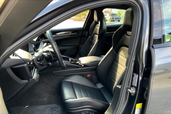 Porsche Panamera front seat interior