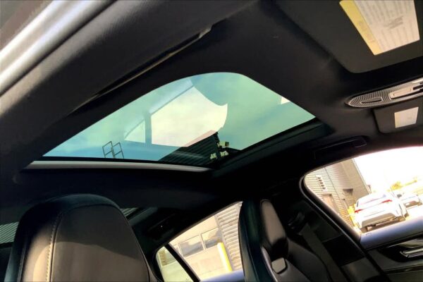 Porsche Panamera sunroof