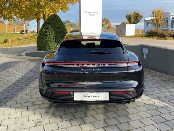 Porsche Taycan back