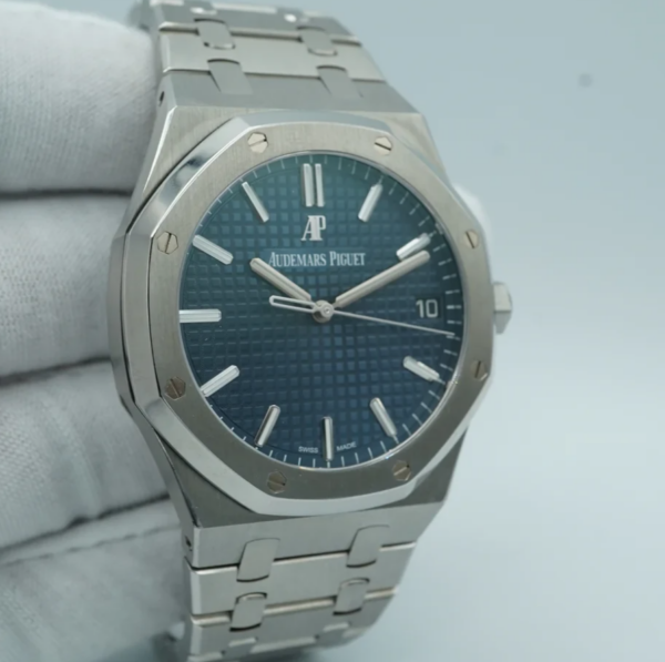 Pre-Owned USA | Audemars Piguet Royal Oak dial